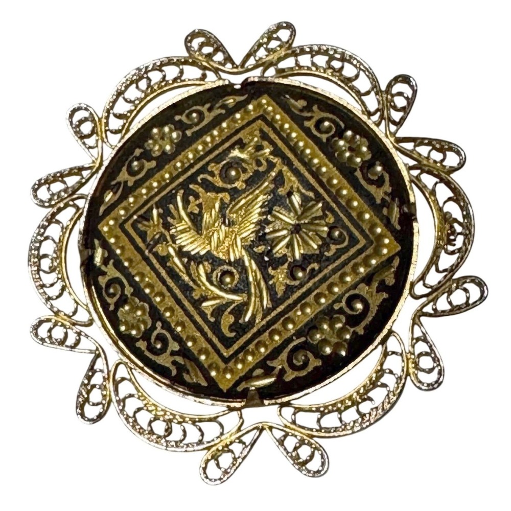 El Oro de Toledo Damascene brooch